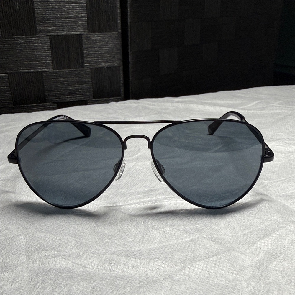 Banana Republic Black Aviator Sunglasses - Picture 1 of 5